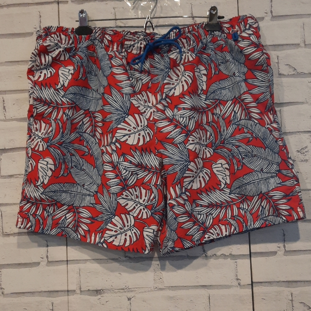 Eddie Bauer Men's Size 2XL Swim Shorts Red White Blue Hawaiian Pockets Elastic